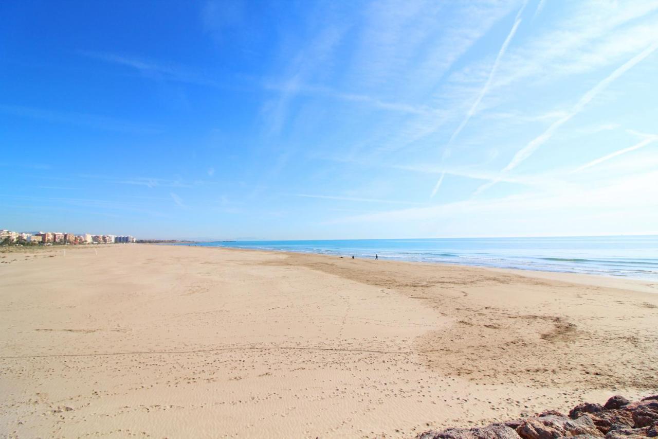 Global Properties, Apartamento Con 2 Habitaciones Y Perfecta Ubicacion En La Playa Puerto de Sagunto Exterior photo