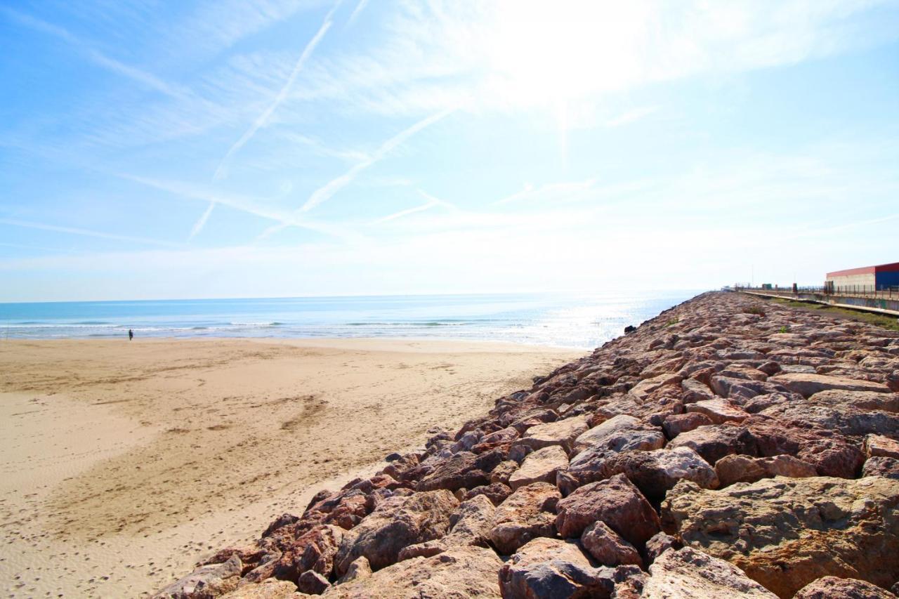 Global Properties, Apartamento Con 2 Habitaciones Y Perfecta Ubicacion En La Playa Puerto de Sagunto Exterior photo